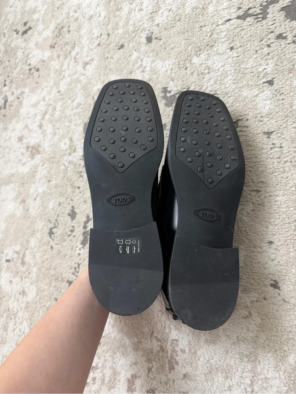 Tods sleek black